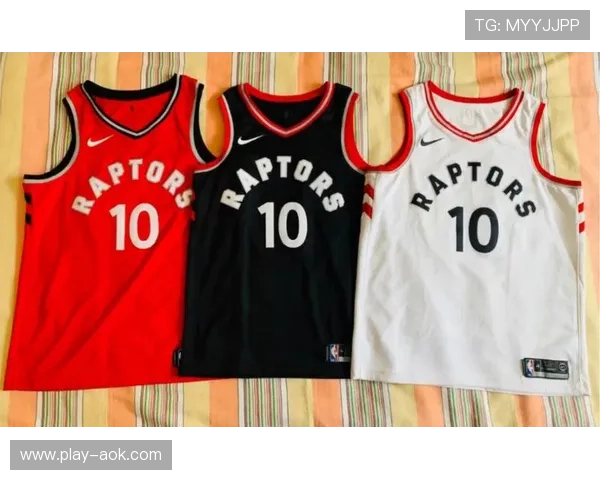 帕特里克·克拉克与德玛尔基突围160公里,最后300米憾失环意赛段冠军