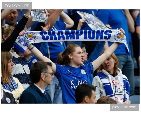 天空体育统计显示，英超2023-24赛季首周末英国本土收视率同比增加40%。