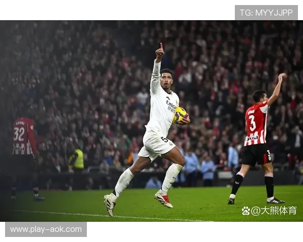 姆巴佩勺子点球致敬迪亚斯,皇马客场锁定胜局